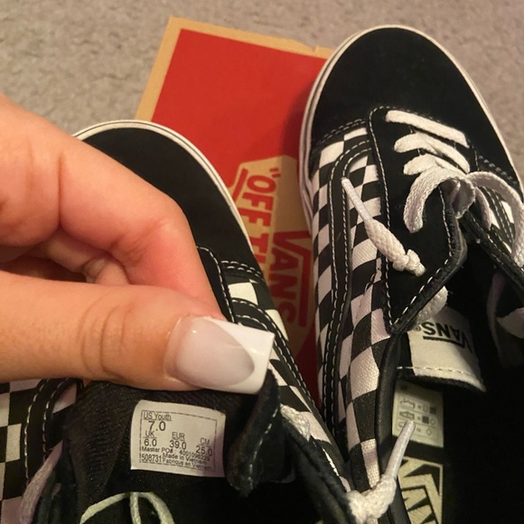 checkered old skool vans - Picture 5 of 6